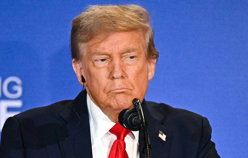 Tổng thống Trump bác thông tin Mỹ ngừng chia sẻ tình báo với Ukraine - Hình 1