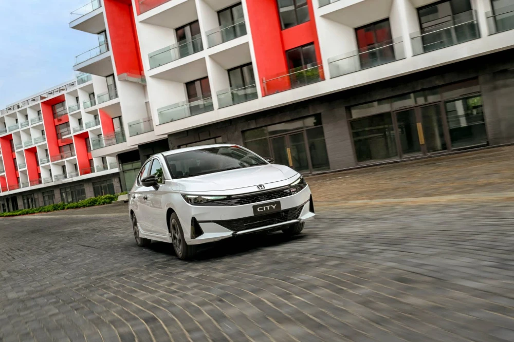 Đánh giá Honda City 2026: Thay đổi vừa đủ để tiếp tục cuộc đua sedan hạng B? - Hình 7