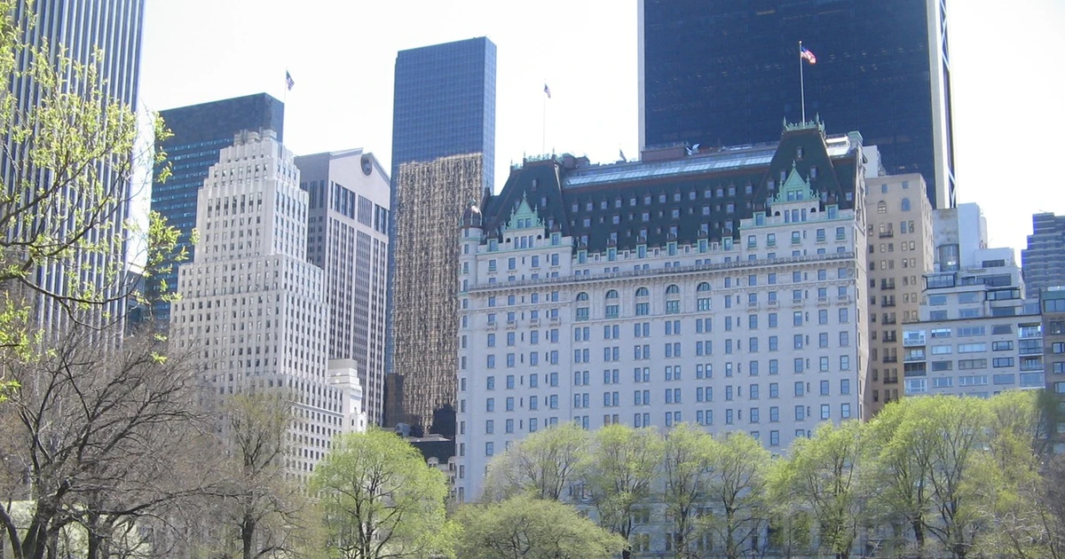 Khách sạn nổi tiếng 119 năm tuổi tại New York đóng cửa trùng tu - Hình 1