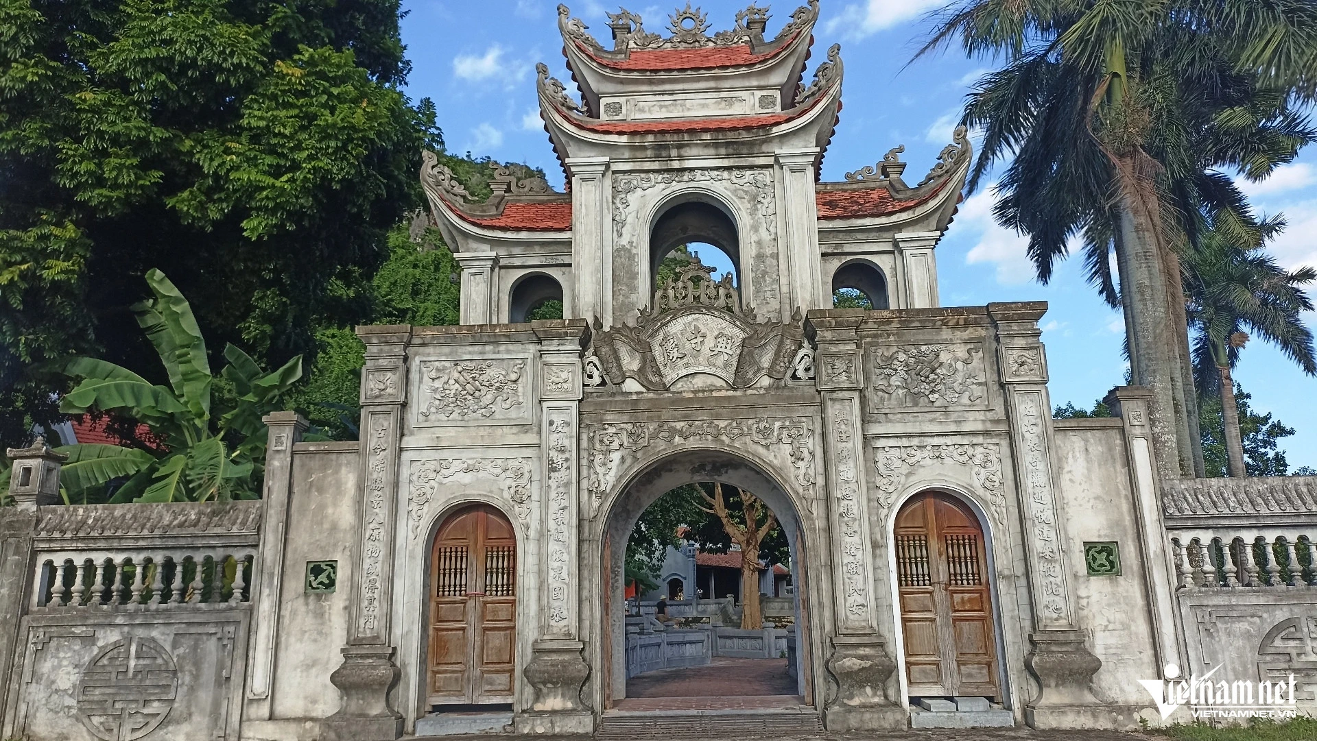 Ngôi chùa ẩn mình lưng chừng núi có bia đá cổ, từng là cơ sở hoạt động cách mạng - Hình 2