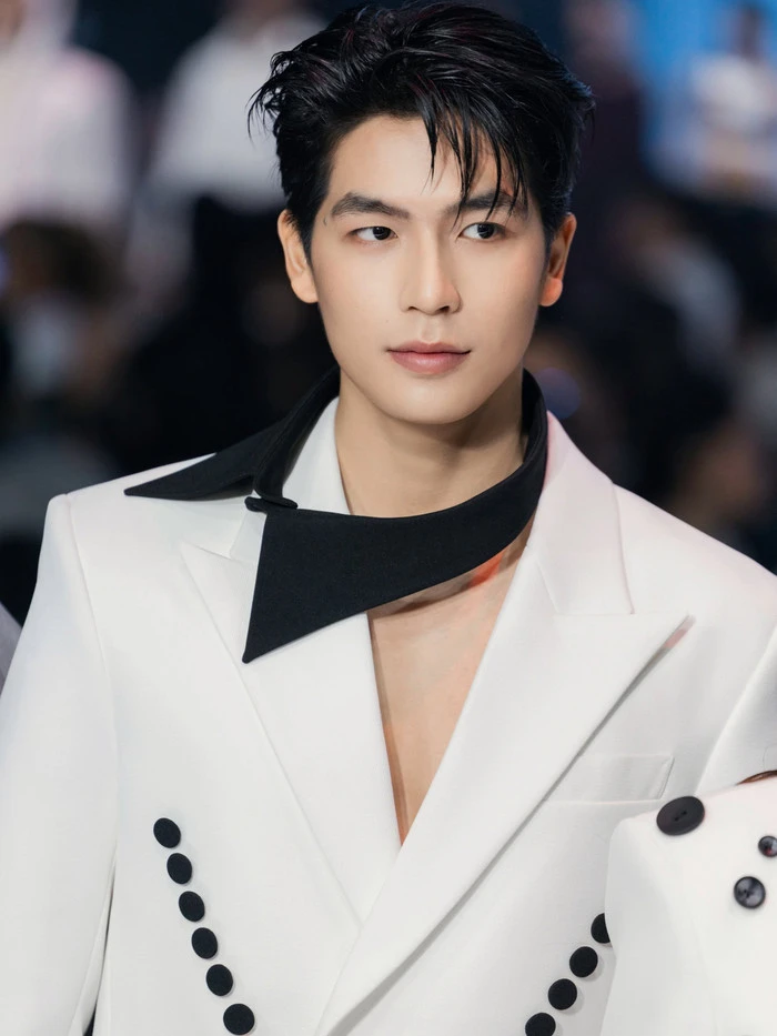 Quốc Anh liên tiếp đón tin vui - Hình 1