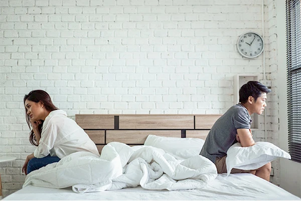 Khủng hoảng phòng ngủ ở các gia đình trẻ - Hình 1