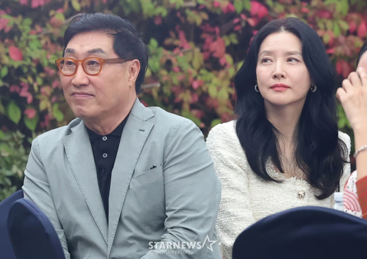 Tận mắt thấy nhan sắc Nàng Dae Jang Geum Lee Young Ae ngoài đời mà ngớ cả người - Hình 2