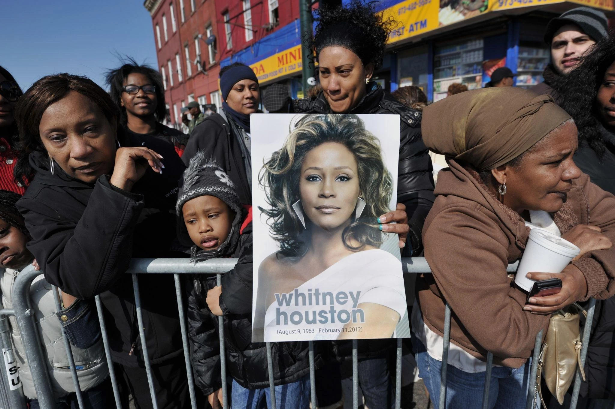 Vì sao ít ca sĩ vượt qua được Whitney Houston khi hát I Have Nothing? - Hình 3