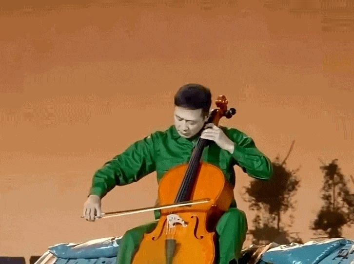Hoàng tử cello tái xuất: MC nổi tiếng khắp Việt Nam là thủ khoa Nhạc viện, cứ lên sân khấu khắc hóa thần - Hình 3