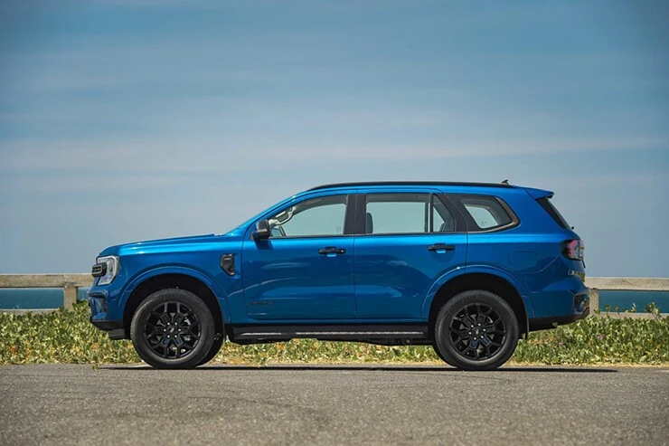 Giá xe Ford Everest lăn bánh tháng 10/2026 và đánh giá chuyên sâu mọi phiên bản tại Việt Nam - Hình 3