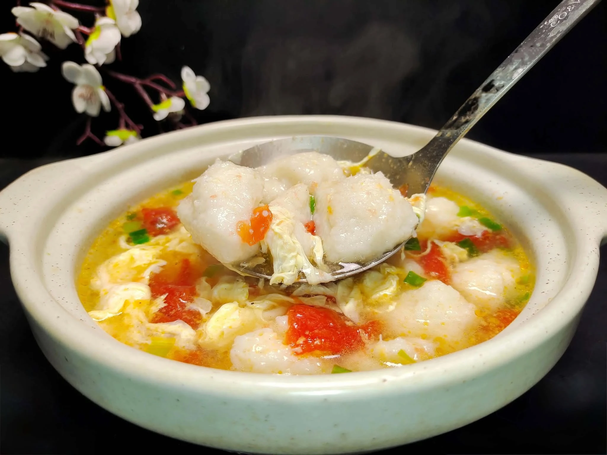 Canh trứng cà chua nấu theo cách này, đơn giản mà ngon hơn rất nhiều, ai ăn cũng phải khen nức nở - Hình 10