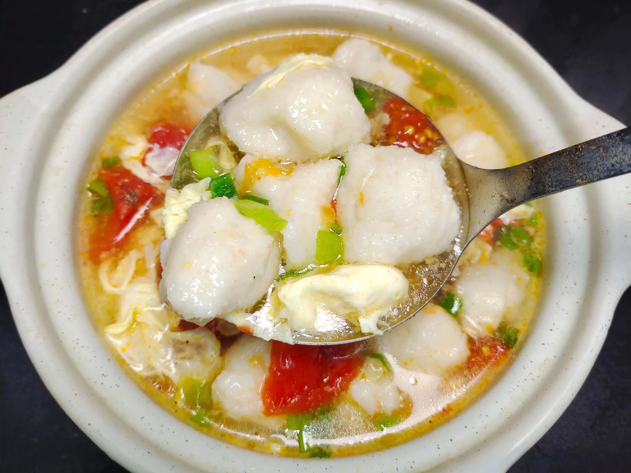 Canh trứng cà chua nấu theo cách này, đơn giản mà ngon hơn rất nhiều, ai ăn cũng phải khen nức nở - Hình 9