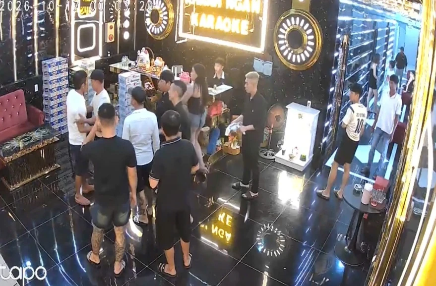 Công an xác định 5 người liên quan nạn nhân tử vong tại quán karaoke - Hình 1