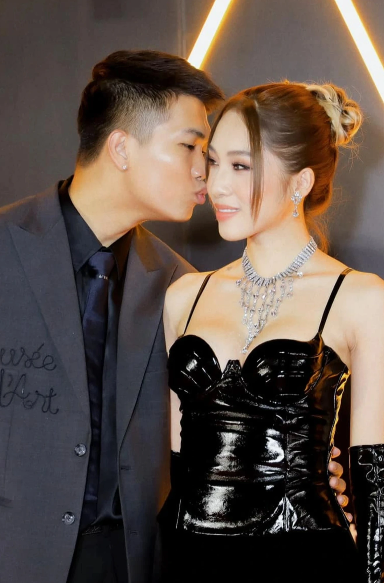 Câu trả lời cho 3 năm chia tay của Emily và BigDaddy - Hình 2