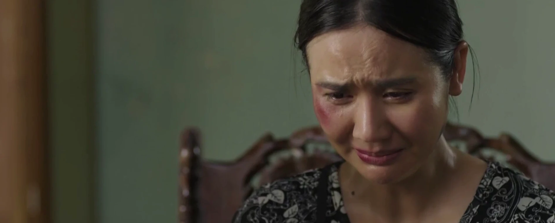 Uất ức thay cho Huyền Lizzie, xem dân mạng đôi co về nhan sắc mà nản! - Hình 4