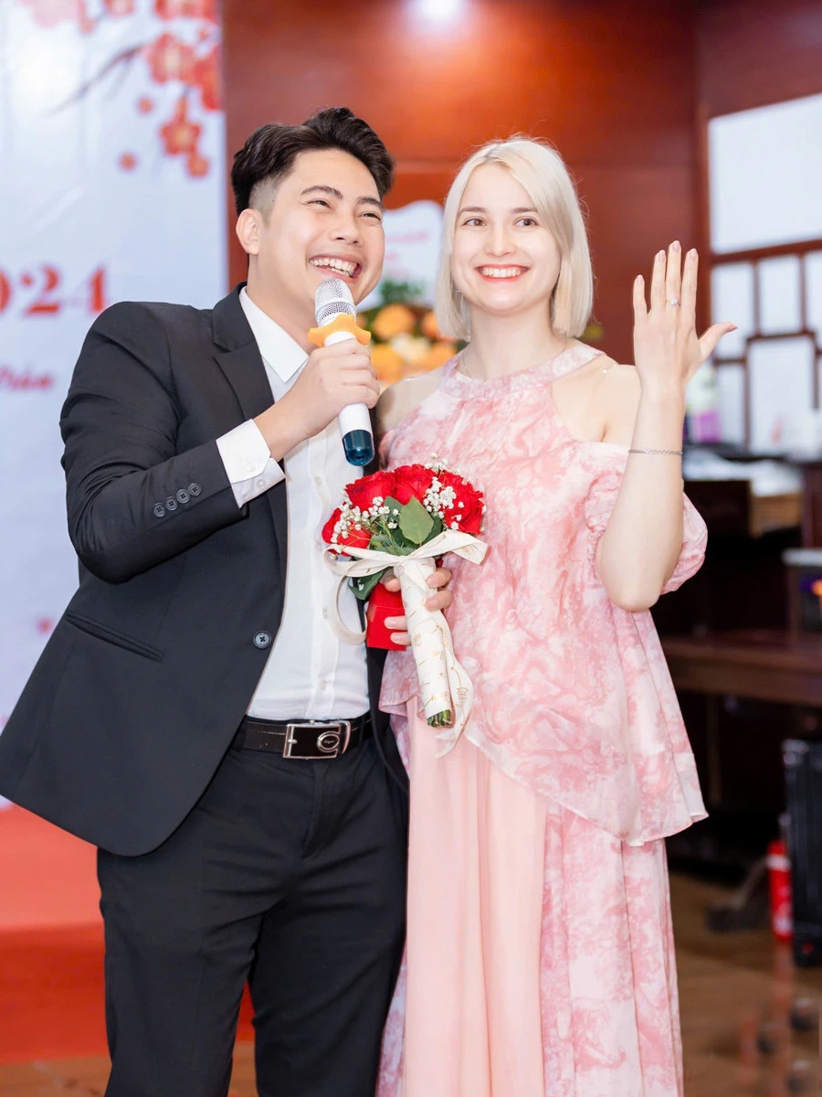 Yêu chàng trai Phú Thọ sau 5 ngày quen, cô gái Nga đi gần 60km mỗi ngày để gặp - Hình 2