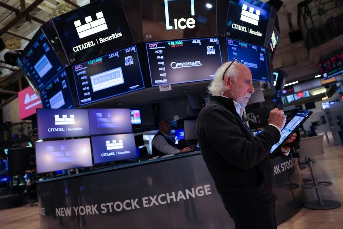 Chỉ số Nasdaq Composite dẫn đầu đà tăng trên Phố Wall - Hình 1