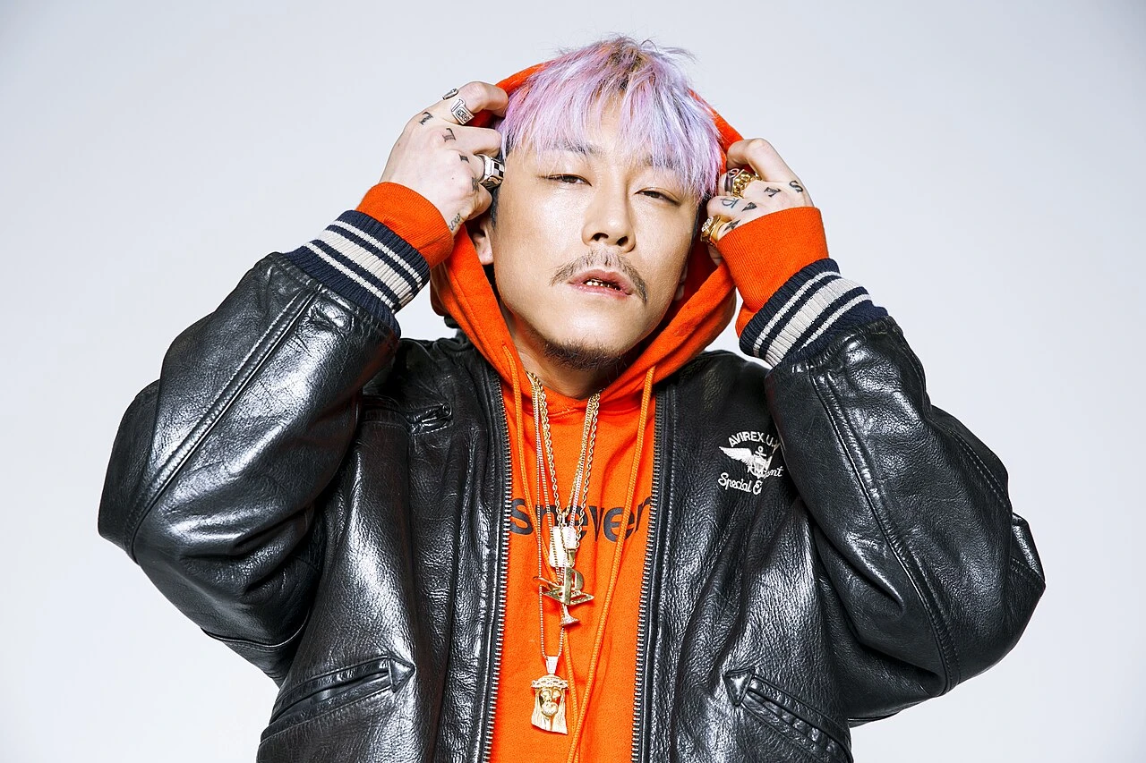 Đài truyền hình tung video bắt giữ rapper B. vì tội sử dụng ma túy - Hình 2