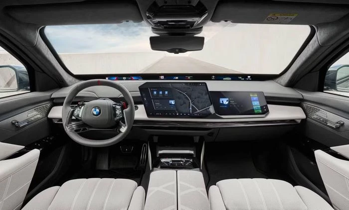 Hé lộ BMW 7 Series phiên bản chống đạn mới - Hình 5