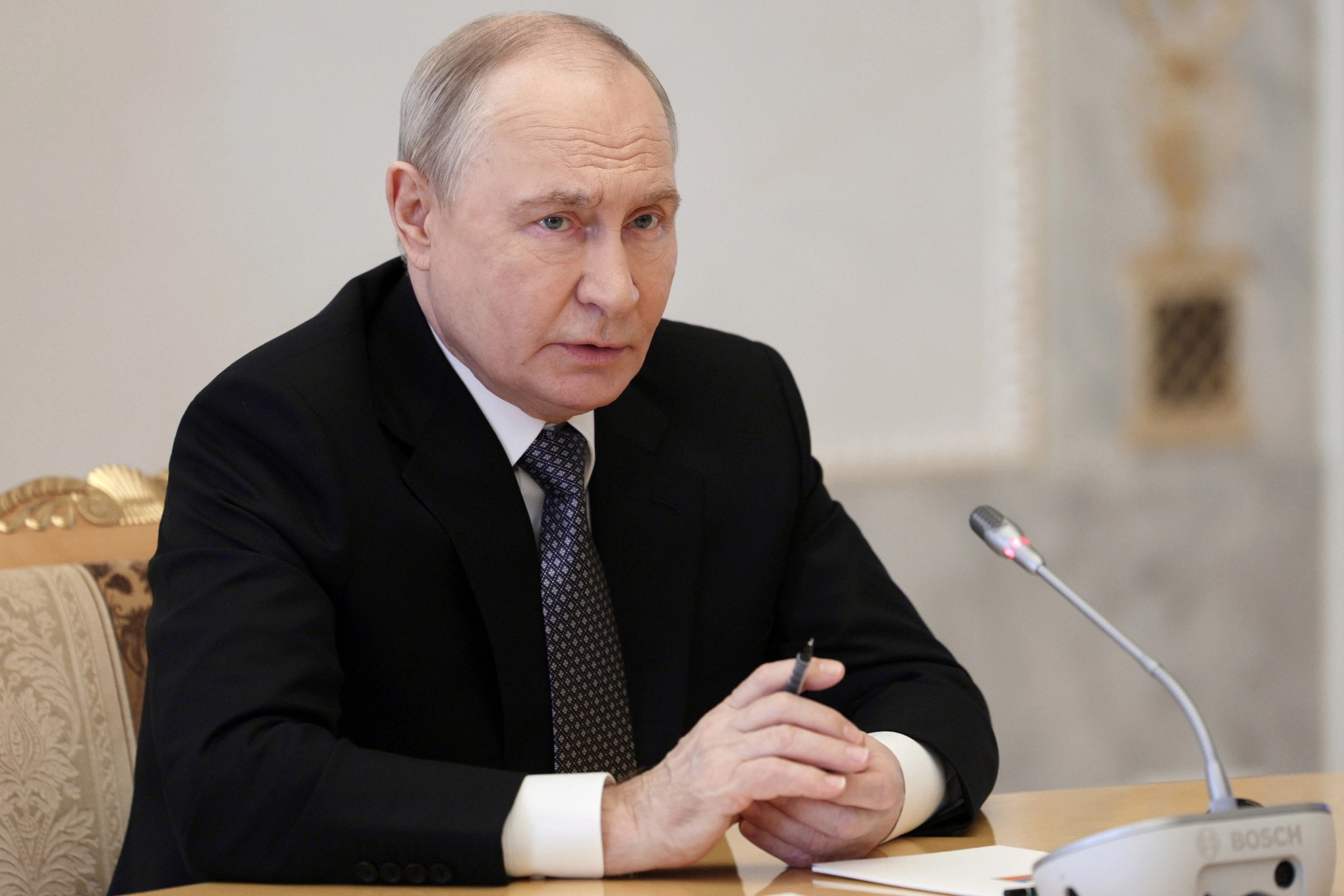Tổng thống Putin phát tín hiệu mới về đàm phán ba bên với Mỹ và Ukraine - Hình 1