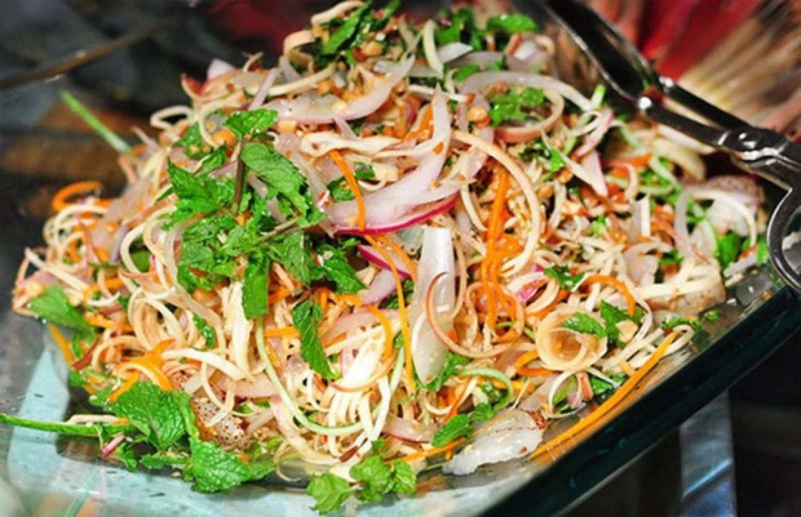 Một đĩa đầy đặn thế này nhưng nguyên liệu chính chỉ đáng giá vài chục nghìn, bí quyết nằm ở cách làm - Hình 1