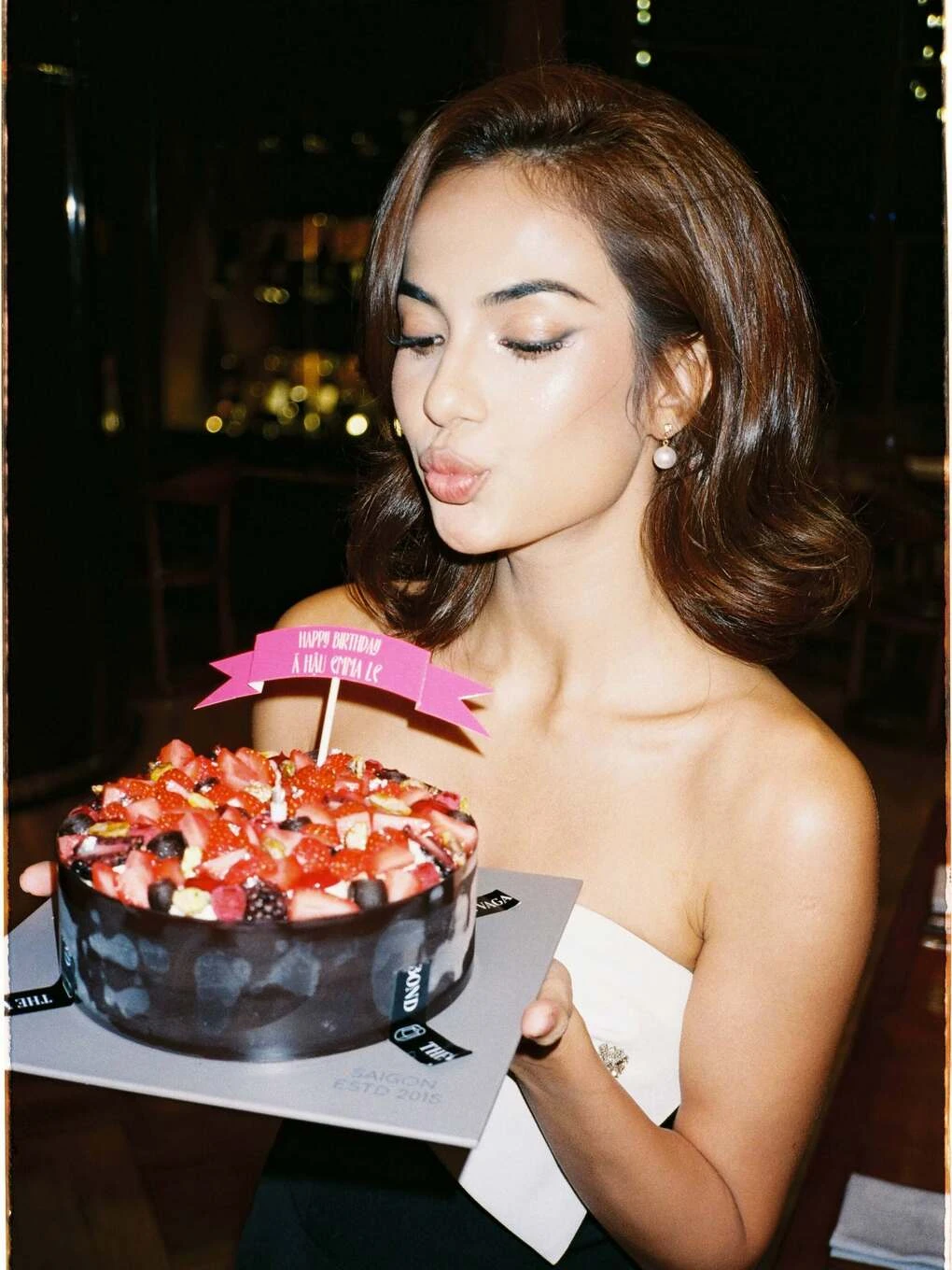 Emma Lê: Tôi từng ám ảnh vì bị chê lùn, eo to - Hình 3