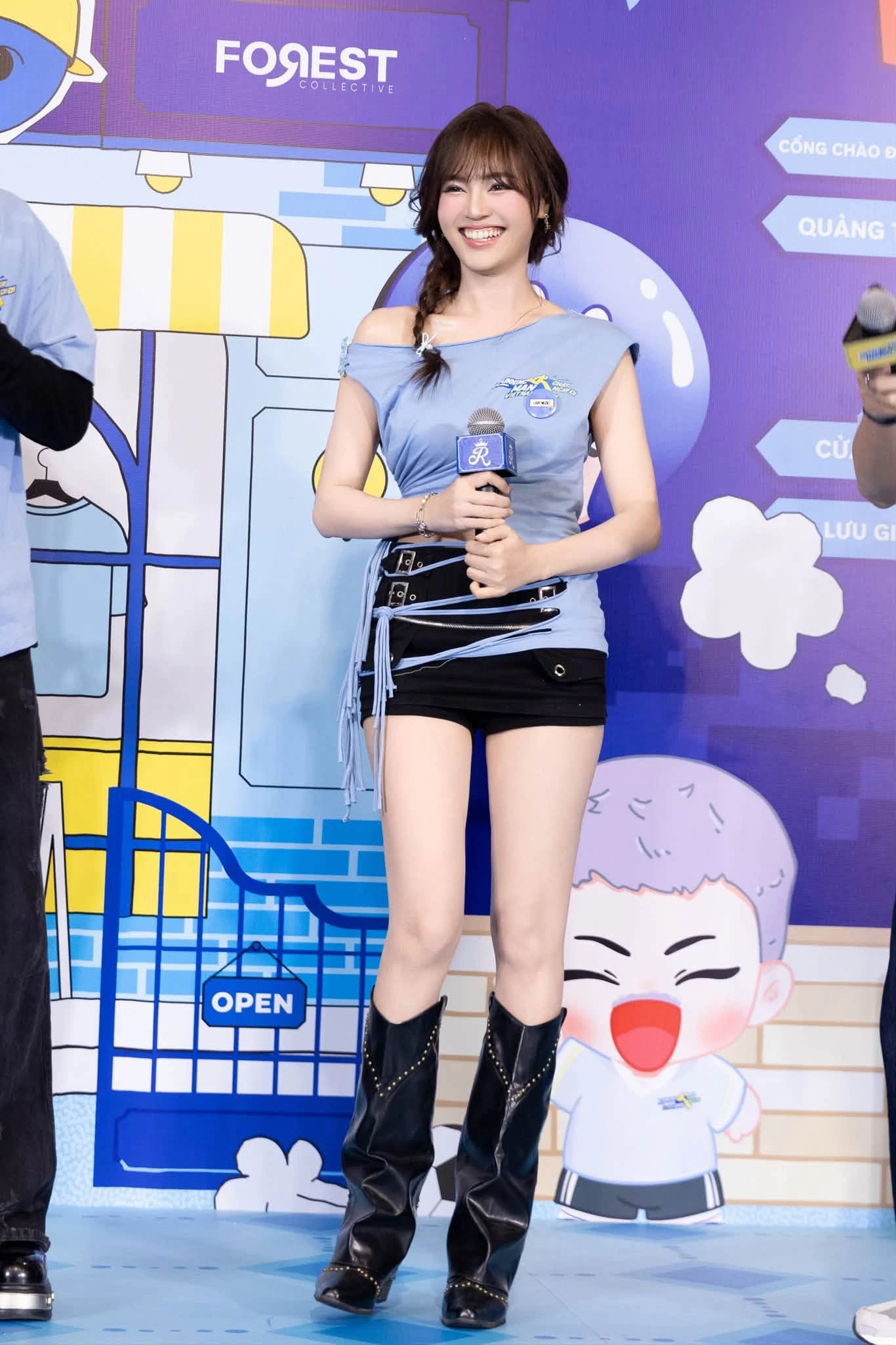Mỹ nhân Vbiz có đôi chân nửa showbiz ca ngợi hết lời: Hari Won - Will khen nức nở, không mua bảo hiểm hơi phí - Hình 2