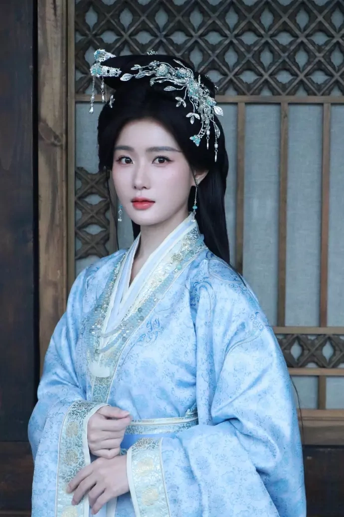 Dàn mỹ nhân Gả Kim Thoa: Hot từ vai chính đến a hoàn - Hình 2