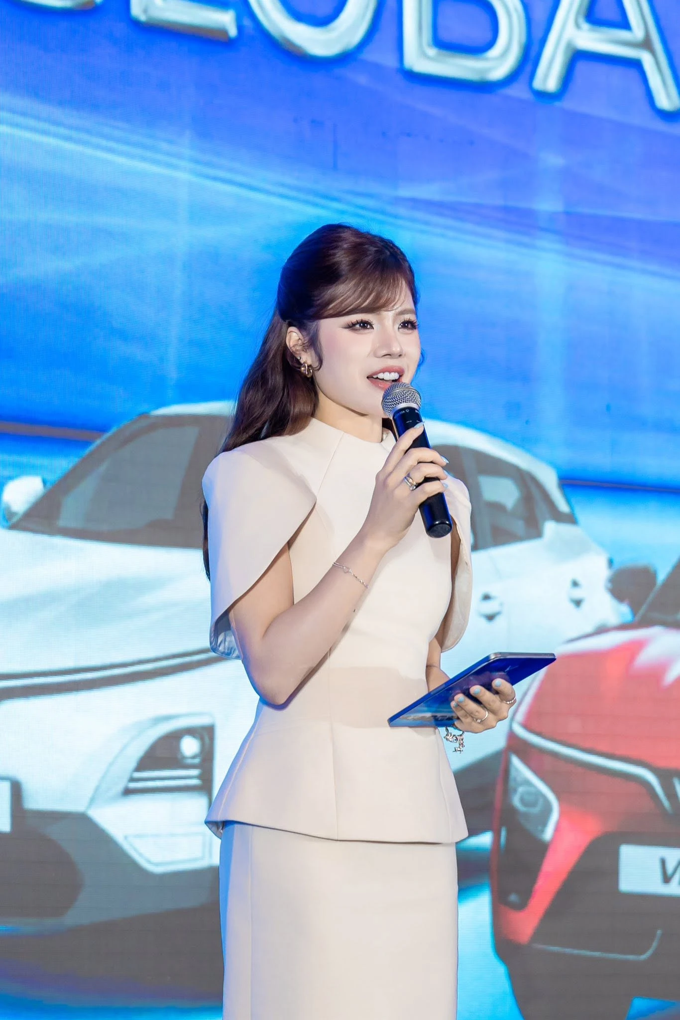 Nữ MC SN 1993 lần đầu tiên dẫn Chung kết Olympia, từng đạt giải Ba tiếng Anh cấp tỉnh, là cựu Chủ tịch Hội Sinh viên khoa - Hình 3
