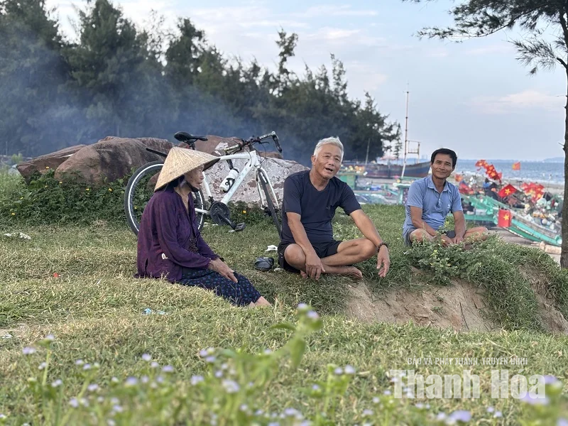Chiều trên biển Tiên Trang - Hình 6