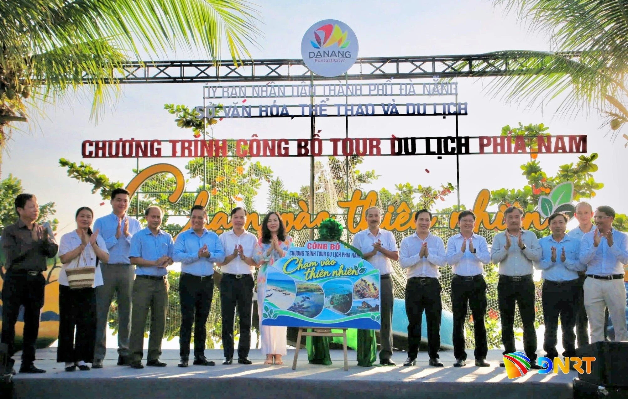 Đà Nẵng công bố tour du lịch phía nam Chạm vào thiên nhiên - Hình 1