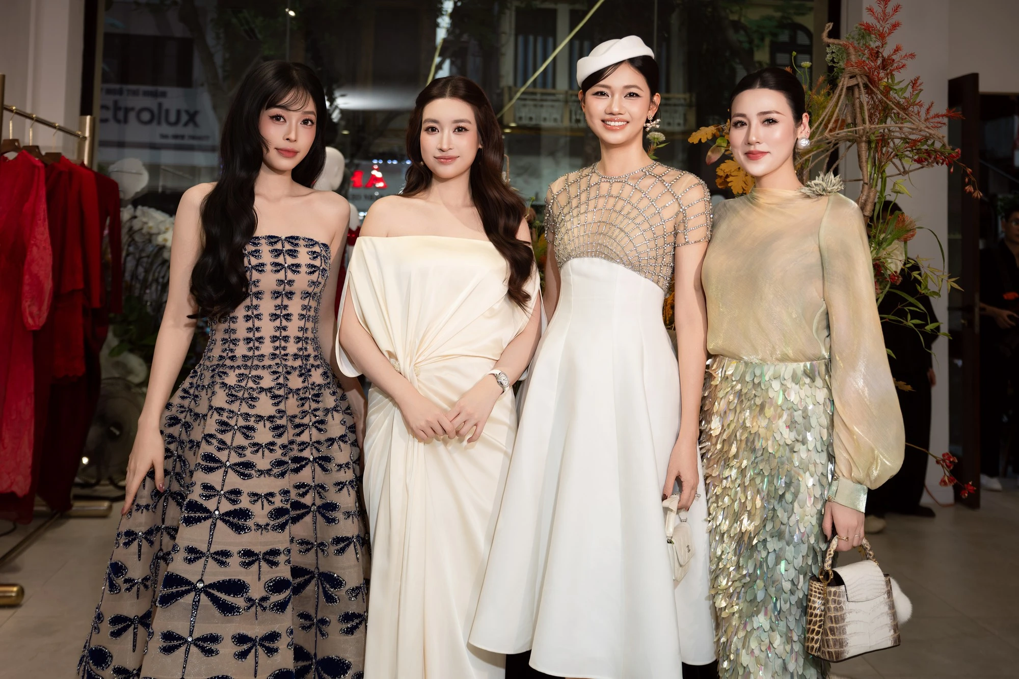 Đỗ Mỹ Linh đọ sắc cùng hội dâu hào môn, 1 Hoa hậu bí ẩn nhất Vbiz bất ngờ xuất hiện - Hình 8