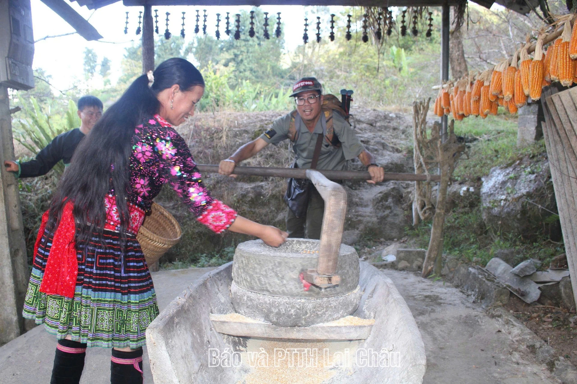 Đoàn Presstrip khảo sát, trải nghiệm sản phẩm du lịch tại xã Bình Lư và Khun Há - Hình 6