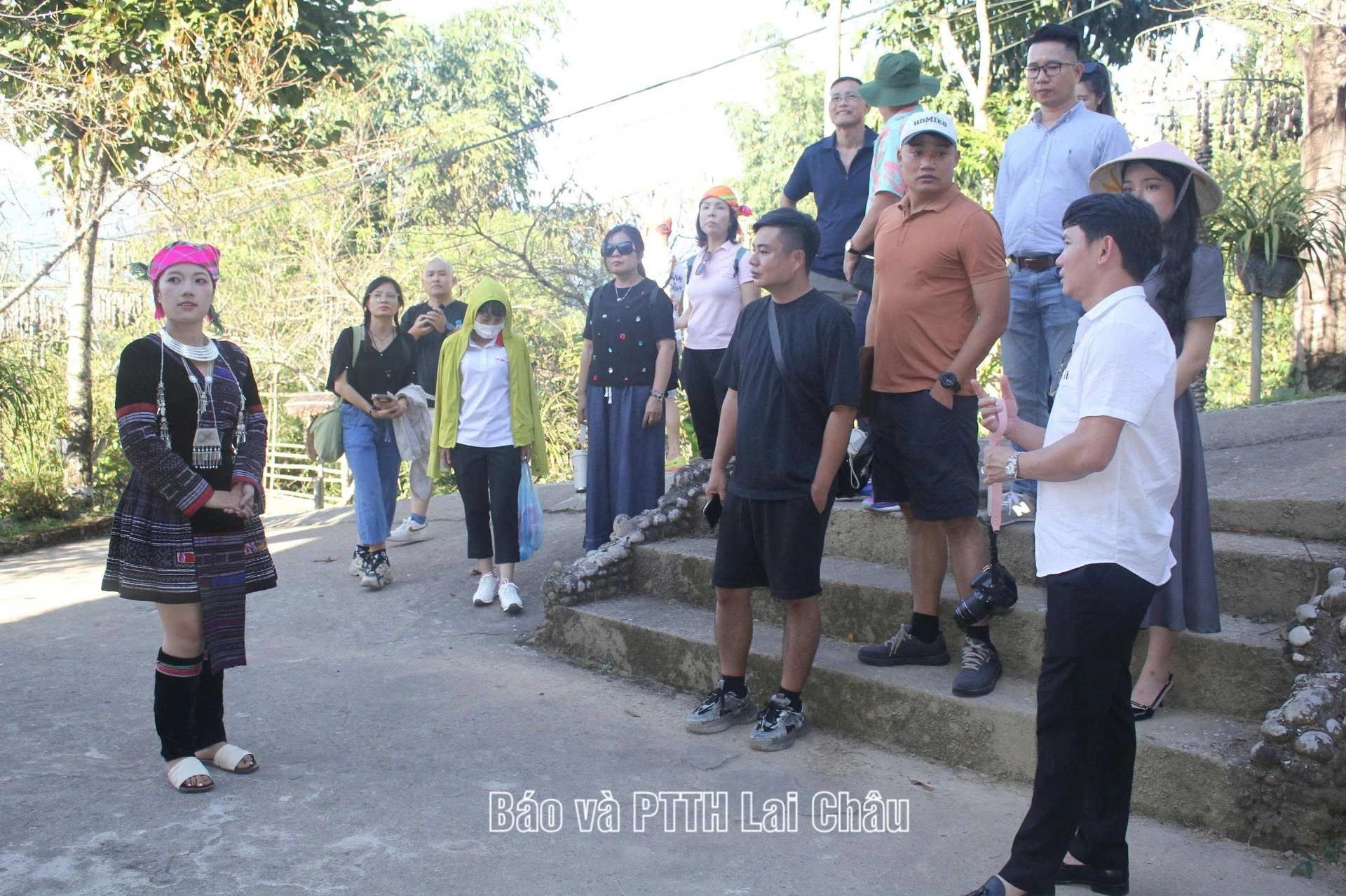 Đoàn Presstrip khảo sát, trải nghiệm sản phẩm du lịch tại xã Bình Lư và Khun Há - Hình 4