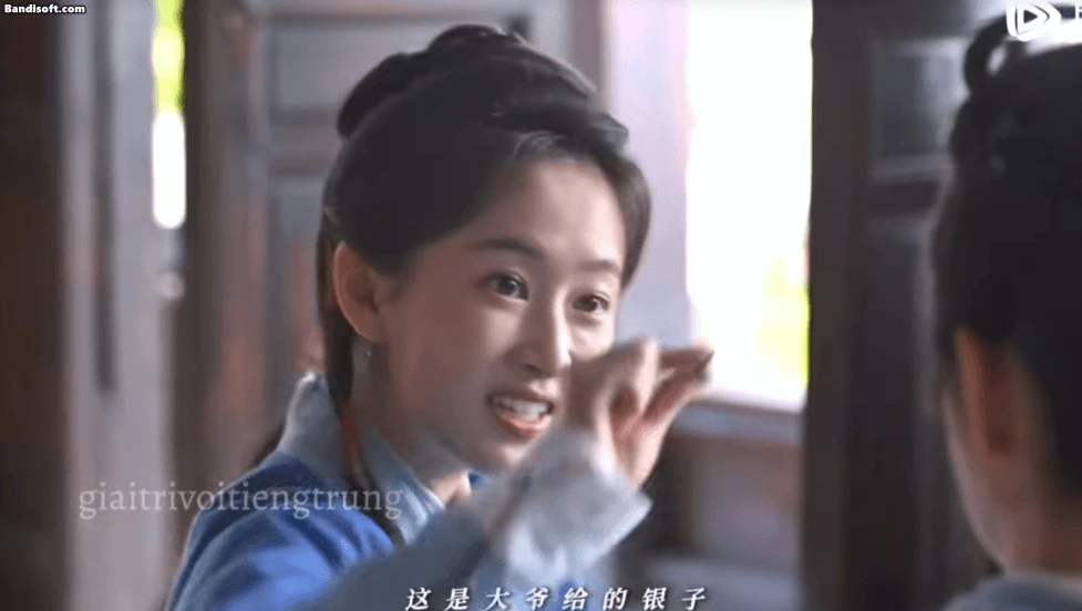 Mỹ nhân đẹp nhất Lan Hương Như Cố giỏi dã man: Thanh nhạc, diễn xuất, vũ đạo, đánh đàn, còn nói được 4 ngoại ngữ - Hình 1