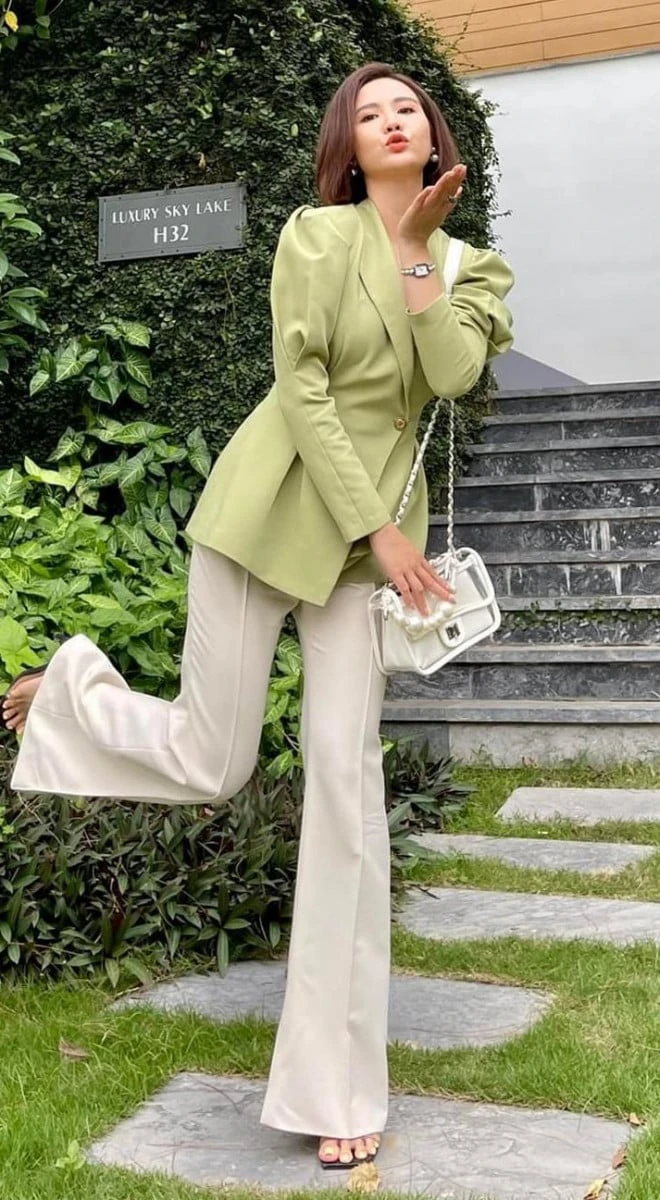 Sao Huyền Lizzie lại trông như thế này? - Hình 3