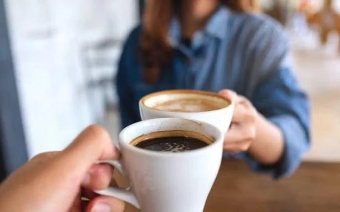 Chỉ 100mg caffeine mỗi ngày có thể giảm chất lượng giấc ngủ sâu - Hình 1