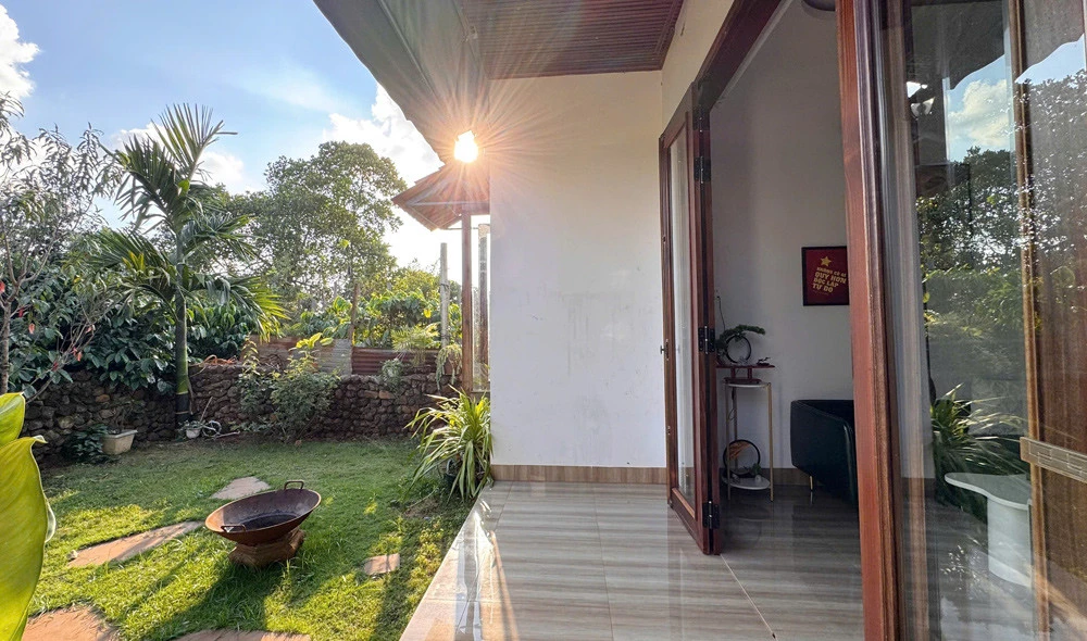 Cô gái 26 tuổi bỏ phố về quê sau biến cố, chi 300 triệu xây nhà 49m chữa lành - Hình 3