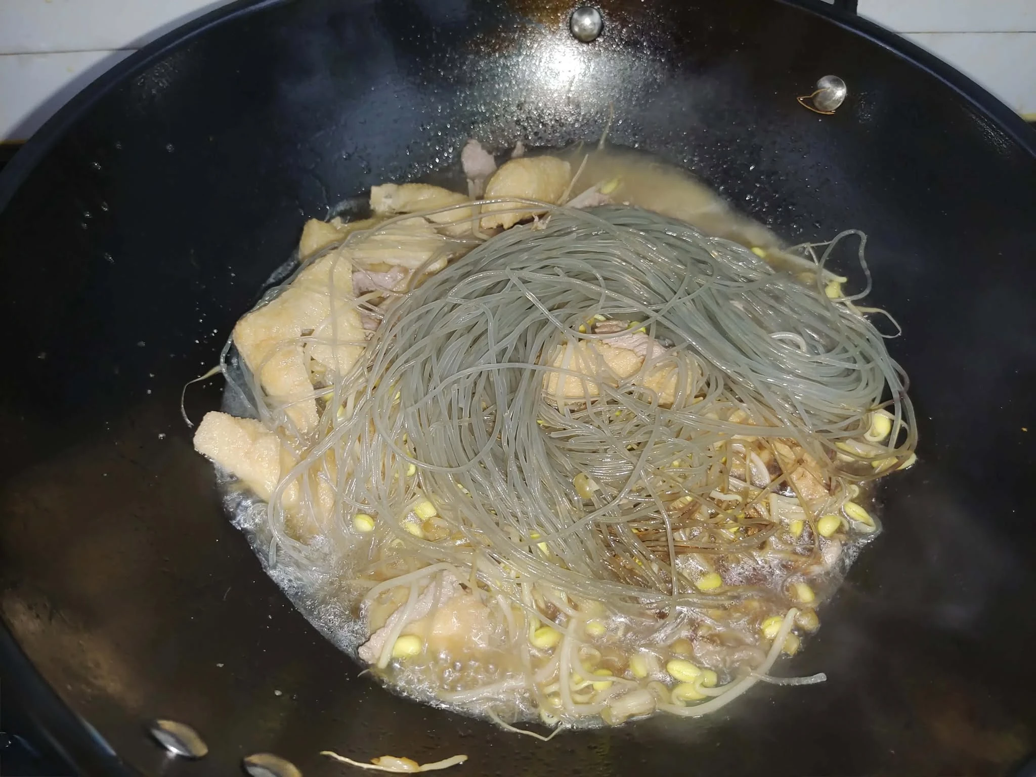 Món này nấu dễ, rẻ mà ngon miệng, lại hoàn hảo ngay cả khi bạn không có cảm giác thèm ăn - Hình 6