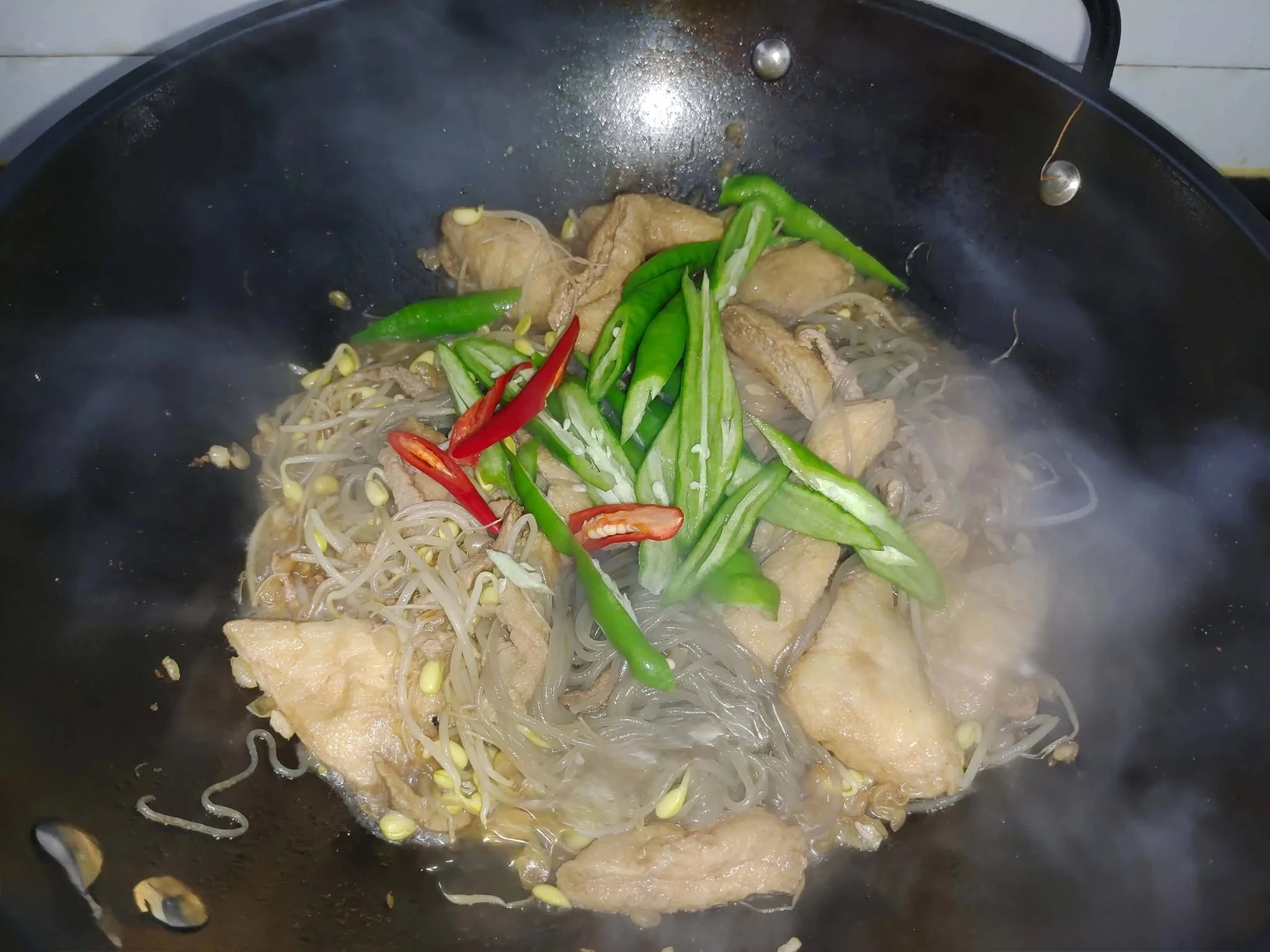 Món này nấu dễ, rẻ mà ngon miệng, lại hoàn hảo ngay cả khi bạn không có cảm giác thèm ăn - Hình 7
