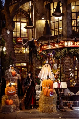 Quán cafe ở Hà Nội mạnh tay chi hàng trăm triệu đồng, biến hình đón Halloween - Hình 10