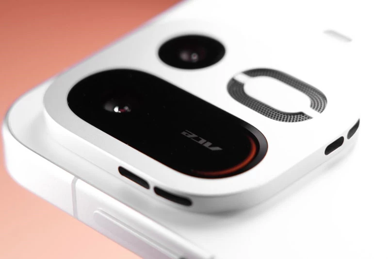 Smartphone gaming màn hình 185Hz, chip Snapdragon 8 Elite Gen 5, pin 9.000mAh, giá hơn 17 triệu - Hình 7
