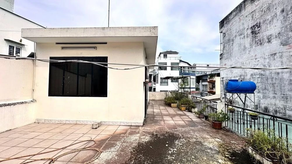 Cải tạo nhà cũ thành nơi ở kết hợp làm việc - Hình 30