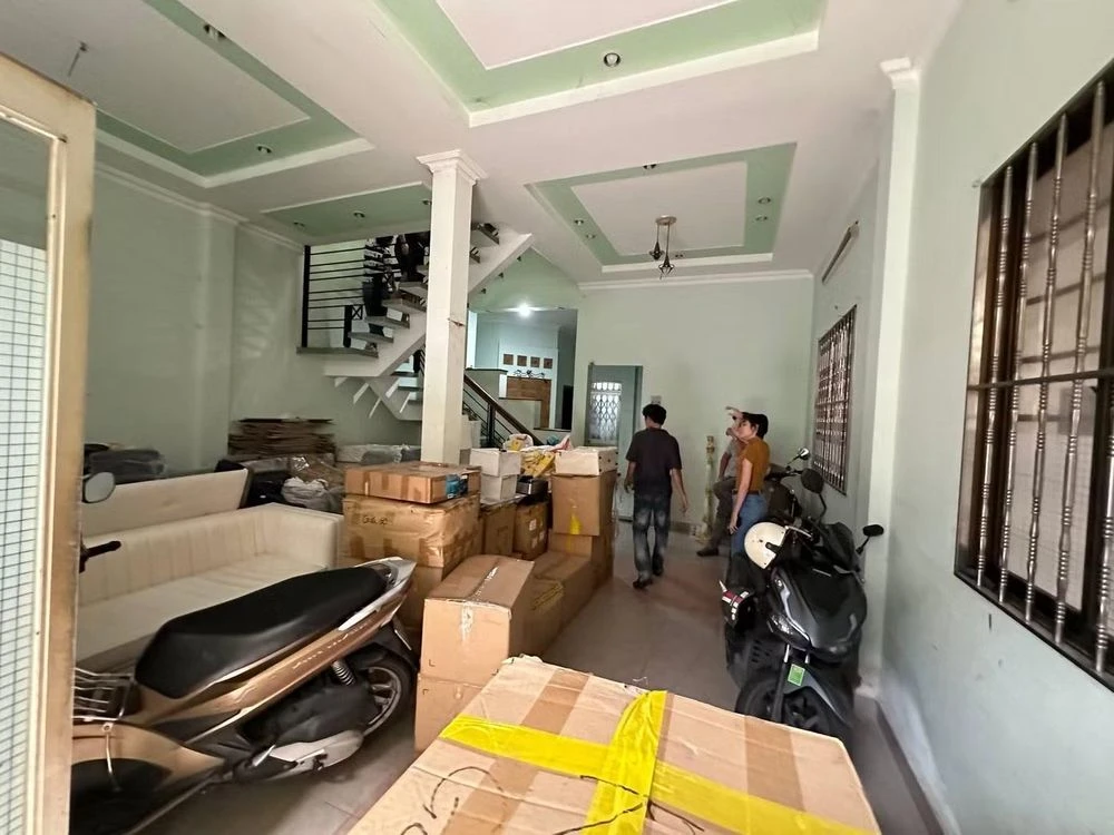 Cải tạo nhà cũ thành nơi ở kết hợp làm việc - Hình 6