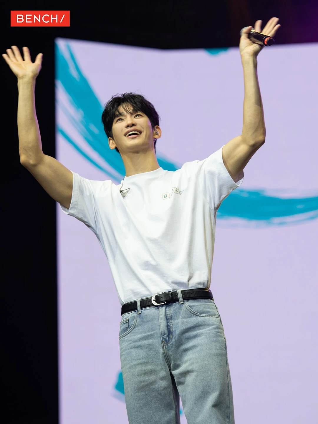 Kim Soo Hyun rơi nước mắt trong ngày gặp lại người hâm mộ - Hình 2