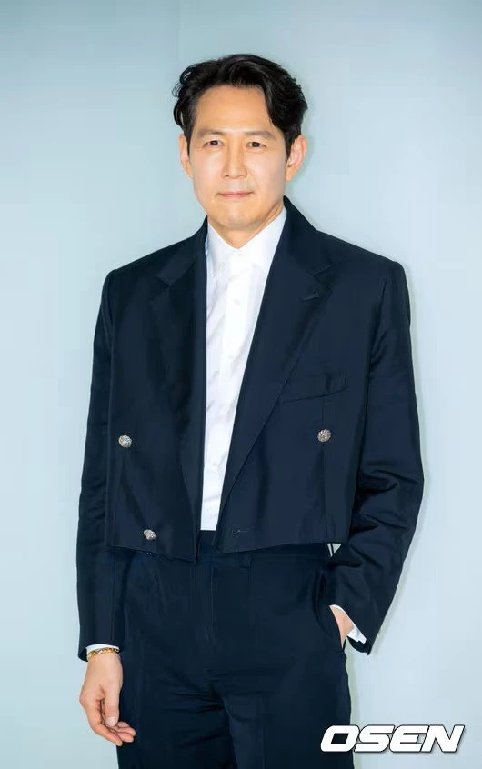 Khán giả chia buồn với ông hoàng phòng vé Lee Jung Jae - Hình 1