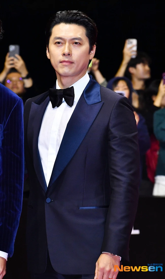 LHP Busan 2026: Bà hoàng Phạm Băng Băng chiếm trọn spotlight, Hyun Bin chưa bao giờ làm fan thất vọng - Hình 9