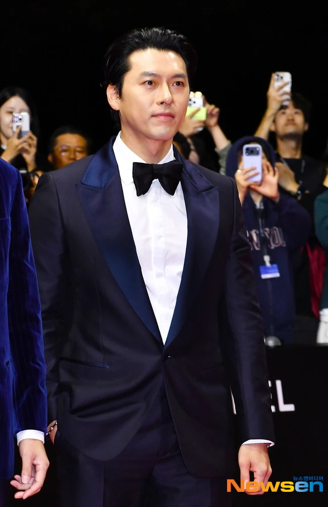 LHP Busan 2026: Bà hoàng Phạm Băng Băng chiếm trọn spotlight, Hyun Bin chưa bao giờ làm fan thất vọng - Hình 8