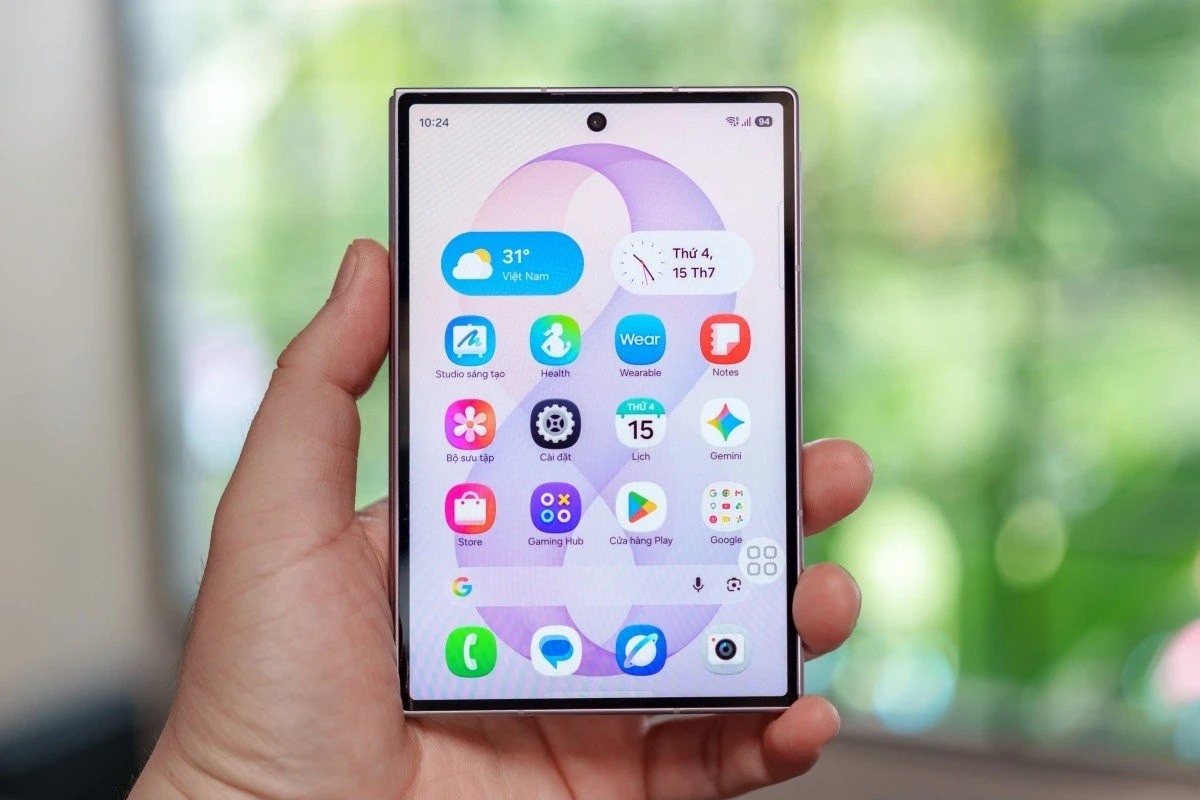 So sánh iPhone Duo giá 65 triệu đồng với các đối thủ điện thoại gập tại thị trường Việt - Hình 3
