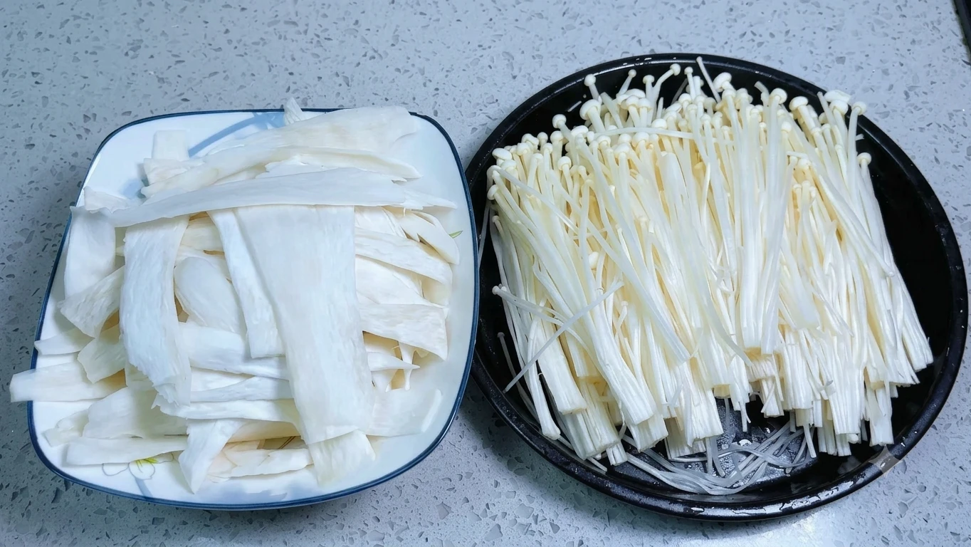 Hãy thử ngay món hấp này, nấu đơn giản mà hương vị giòn ngon thơm lừng, càng ăn càng ghiền - Hình 1