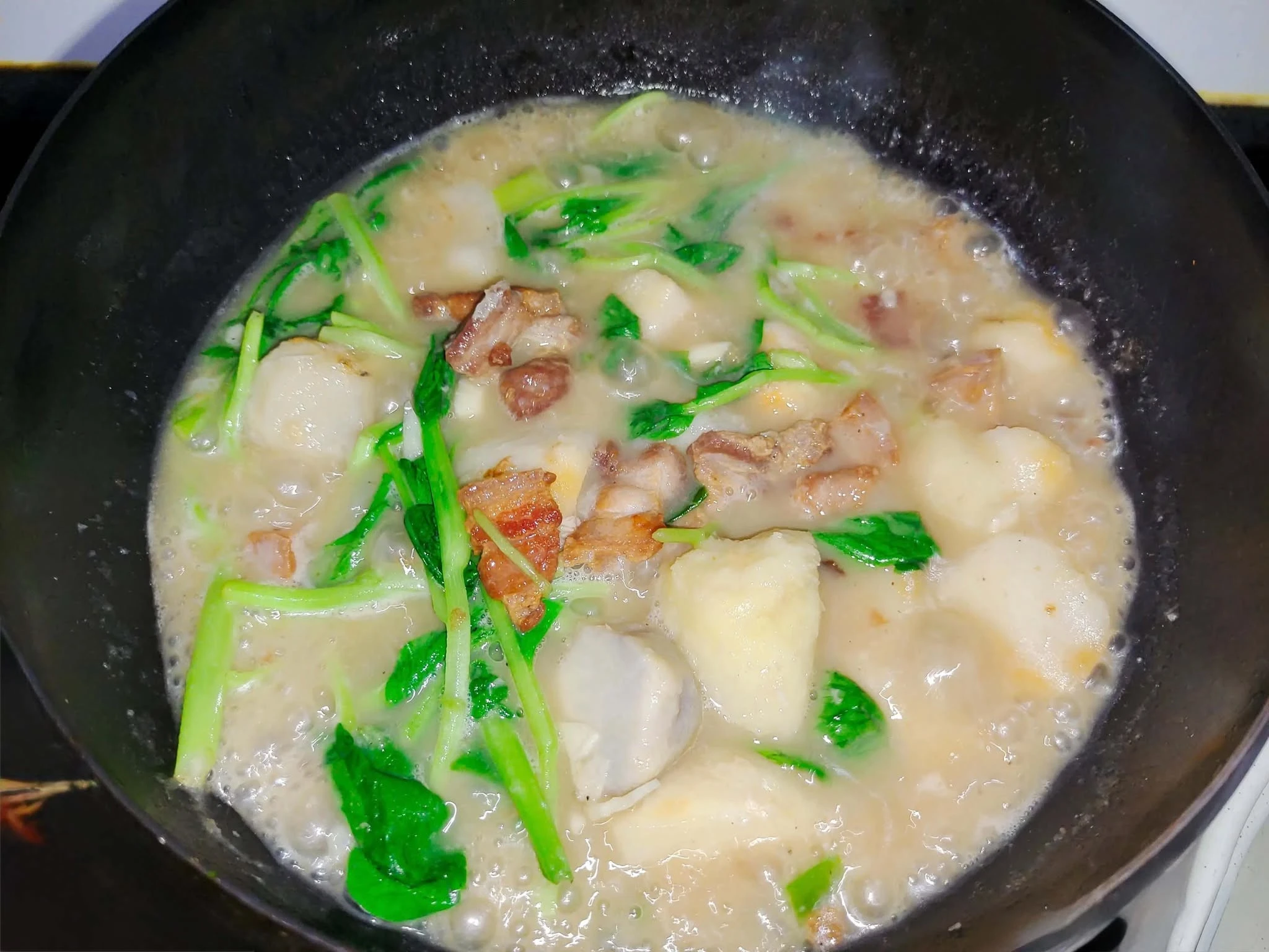 Món này rất dễ nấu và ngon tuyệt, với hương thơm đậm đà, nước dùng ngon đến nỗi bạn sẽ phải xin thêm cơm - Hình 6