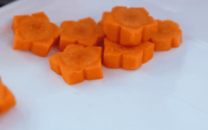 Đặc sản nỗi nhớ gói tròn trong bát thịt đông trong veo: Món ăn lạnh nhưng sưởi ấm cả mùa đoàn viên - Hình 10