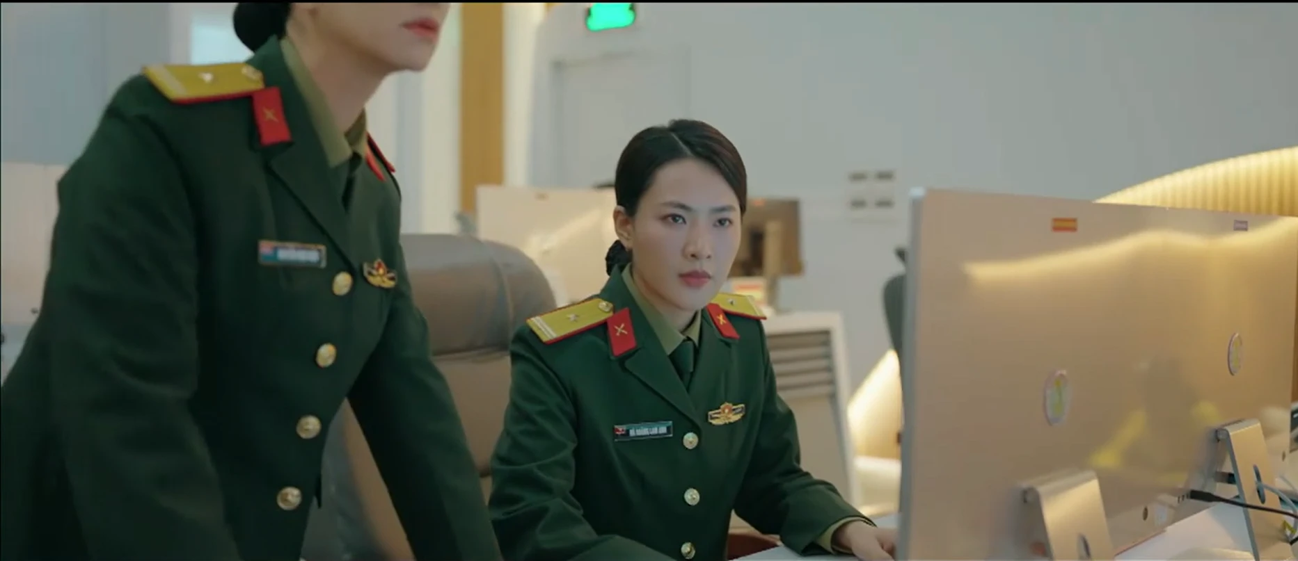 Không giới hạn - Tập 7: Lam Anh (Minh Trang) và Kiên (Steven Nguyễn) có buổi hẹn hò đầu tiên - Hình 5