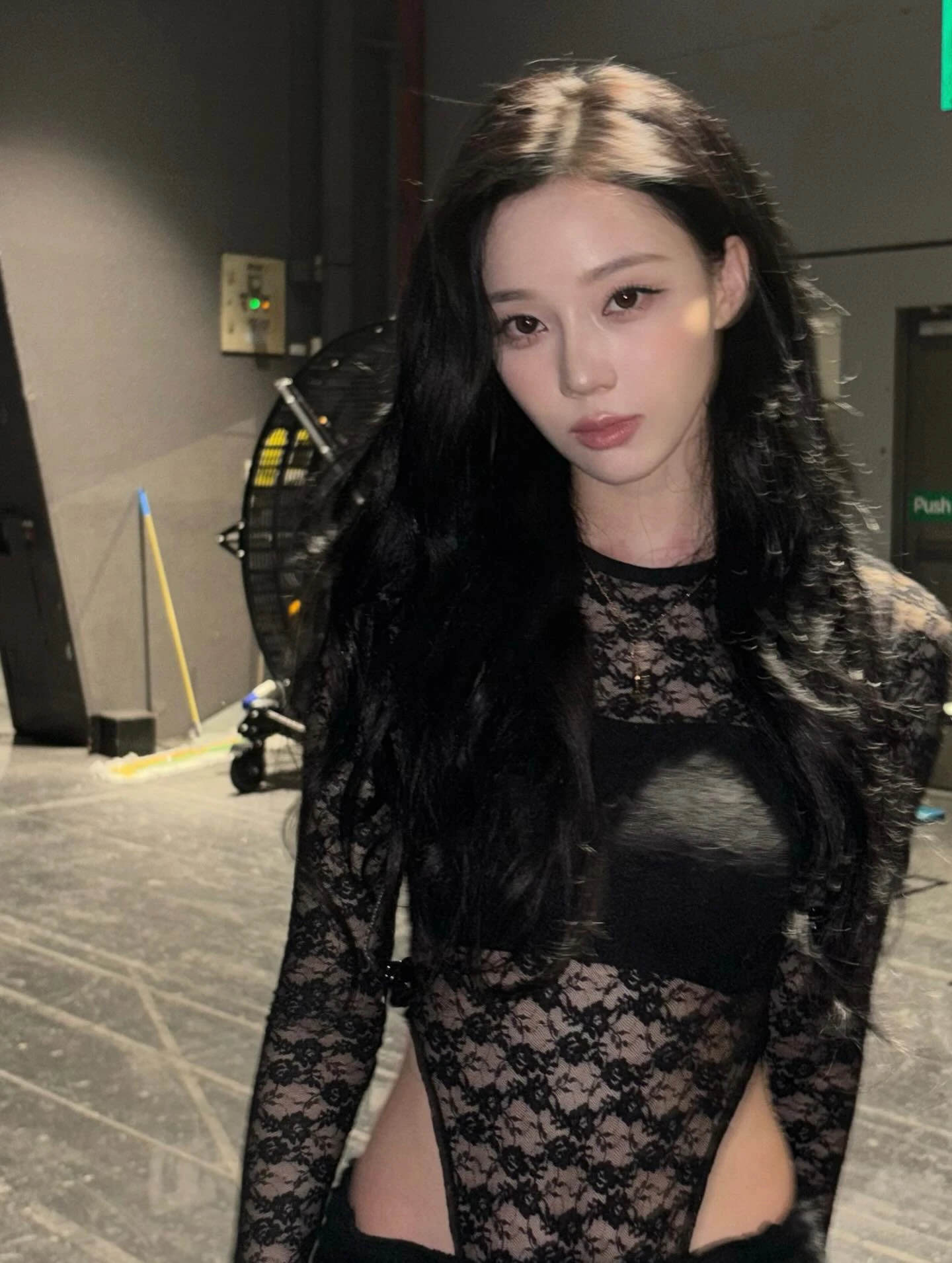 Màn đụng độ nghẹt thở giữa Jennie và 2 gái xinh Kpop: Định nghĩa lại khái niệm sexy là gì! - Hình 7